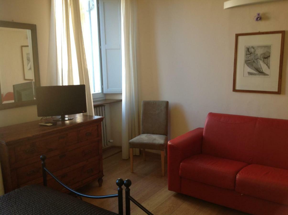 San Francesco Bedrooms Urbino Bagian luar foto
